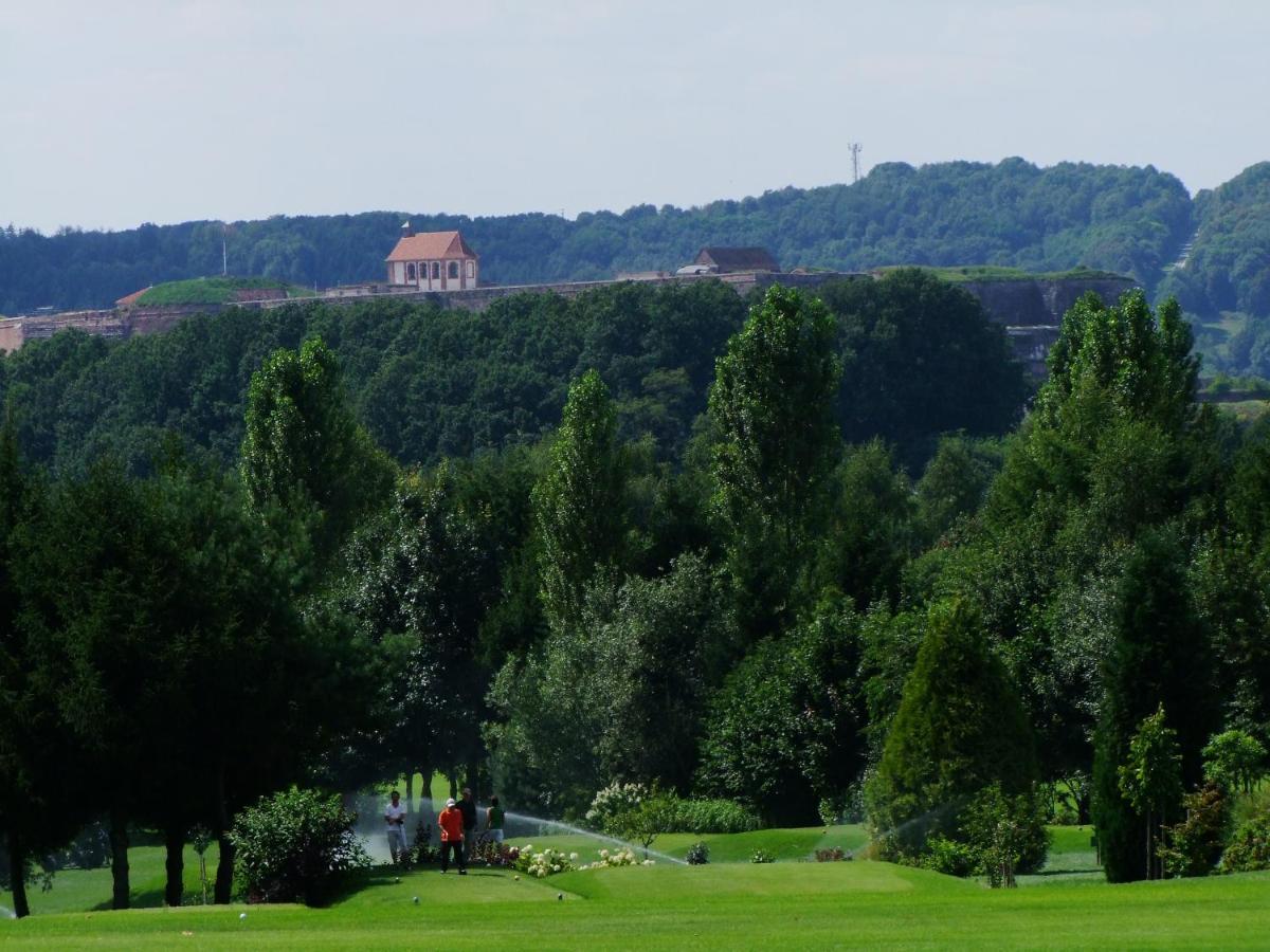 Le Relais Des Chateaux Forts Бич Екстериор снимка