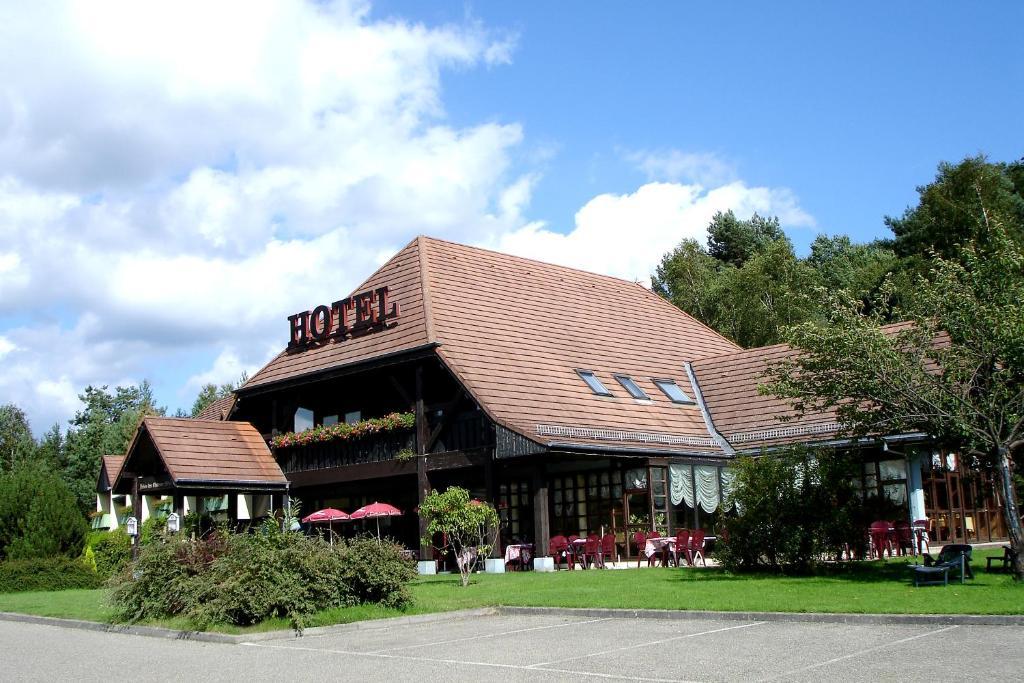 Le Relais Des Chateaux Forts Бич Екстериор снимка